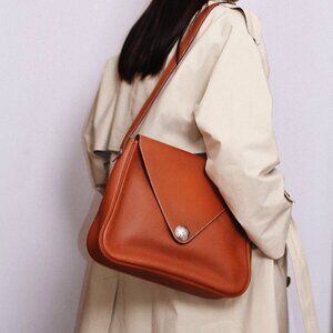 Hermes Chrsitine Taurilllon Clemence Gold